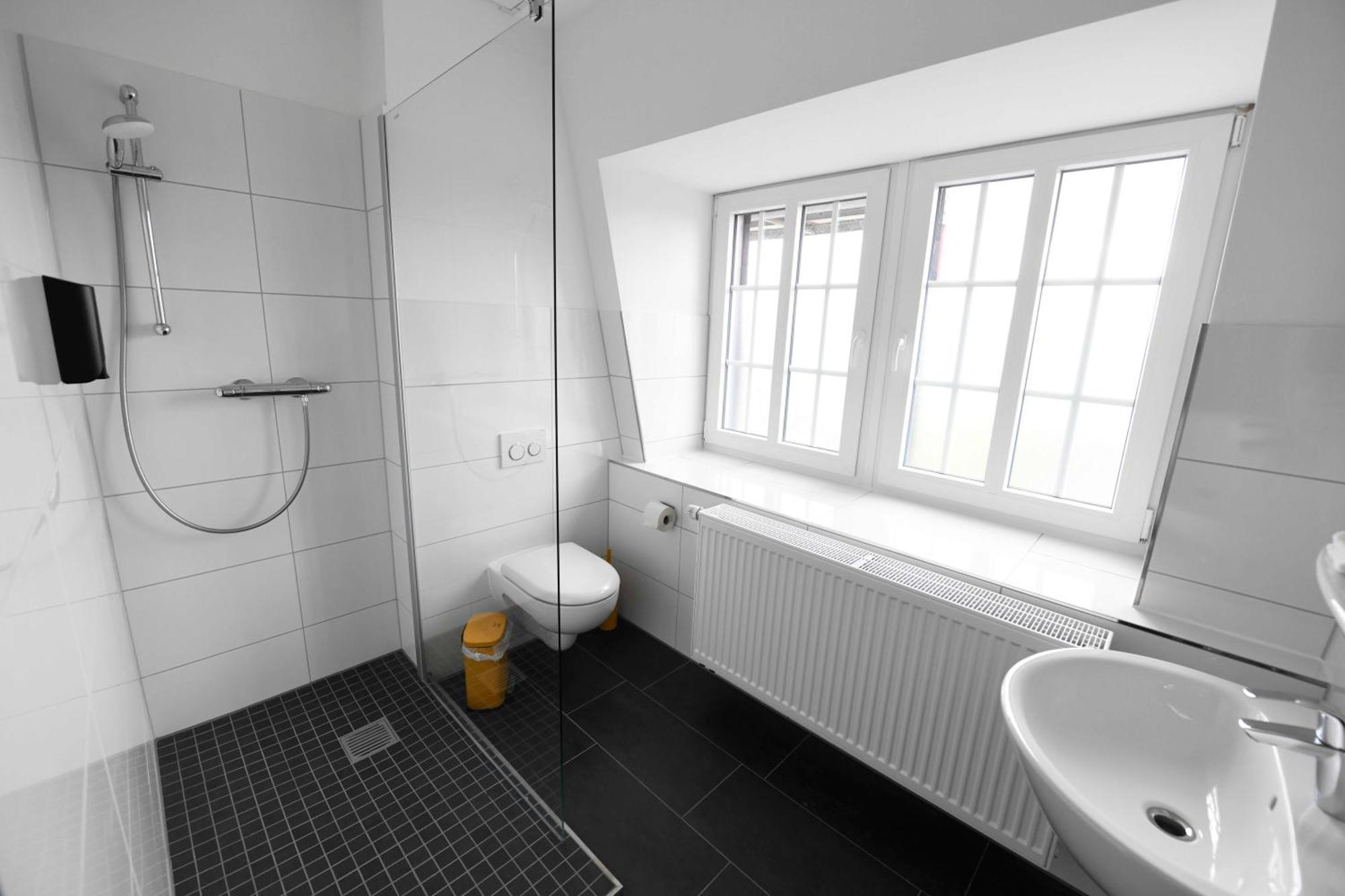St. Barbara-Haus Hotel Dinslaken Luaran gambar