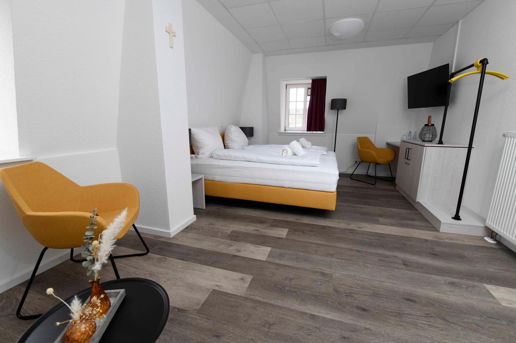 St. Barbara-Haus Hotel Dinslaken Luaran gambar